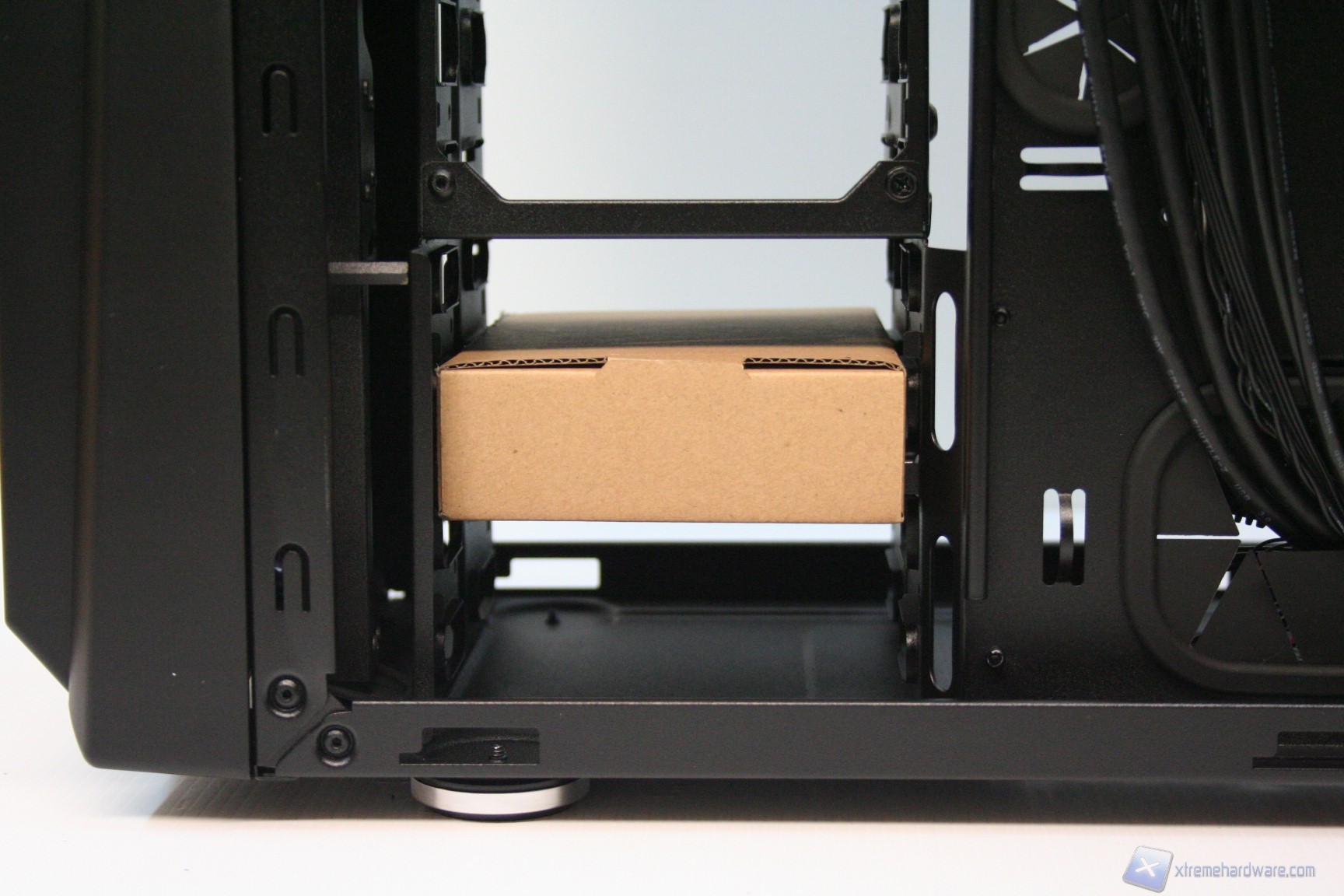 00091 CMSTORM SCOUT2 WWW.XTREMEHARDWARE.COM